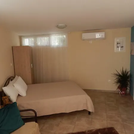 Guest house Toula's Luxury Studio